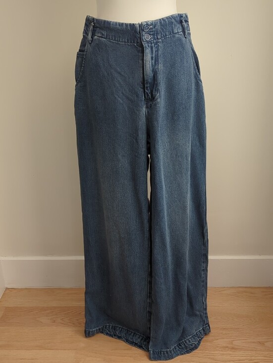 Young Fabulous & Broke Denim - Young Fabulous & Broke YFB Wide-Leg High-Rise Paperbag Jeans LARGE